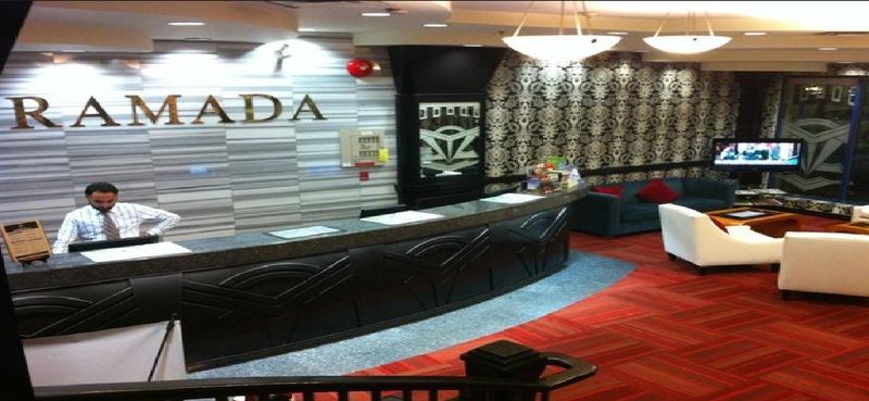 Quality Inn & Suites (Adults Only) แวนคูเวอร์ ภายนอก รูปภาพ