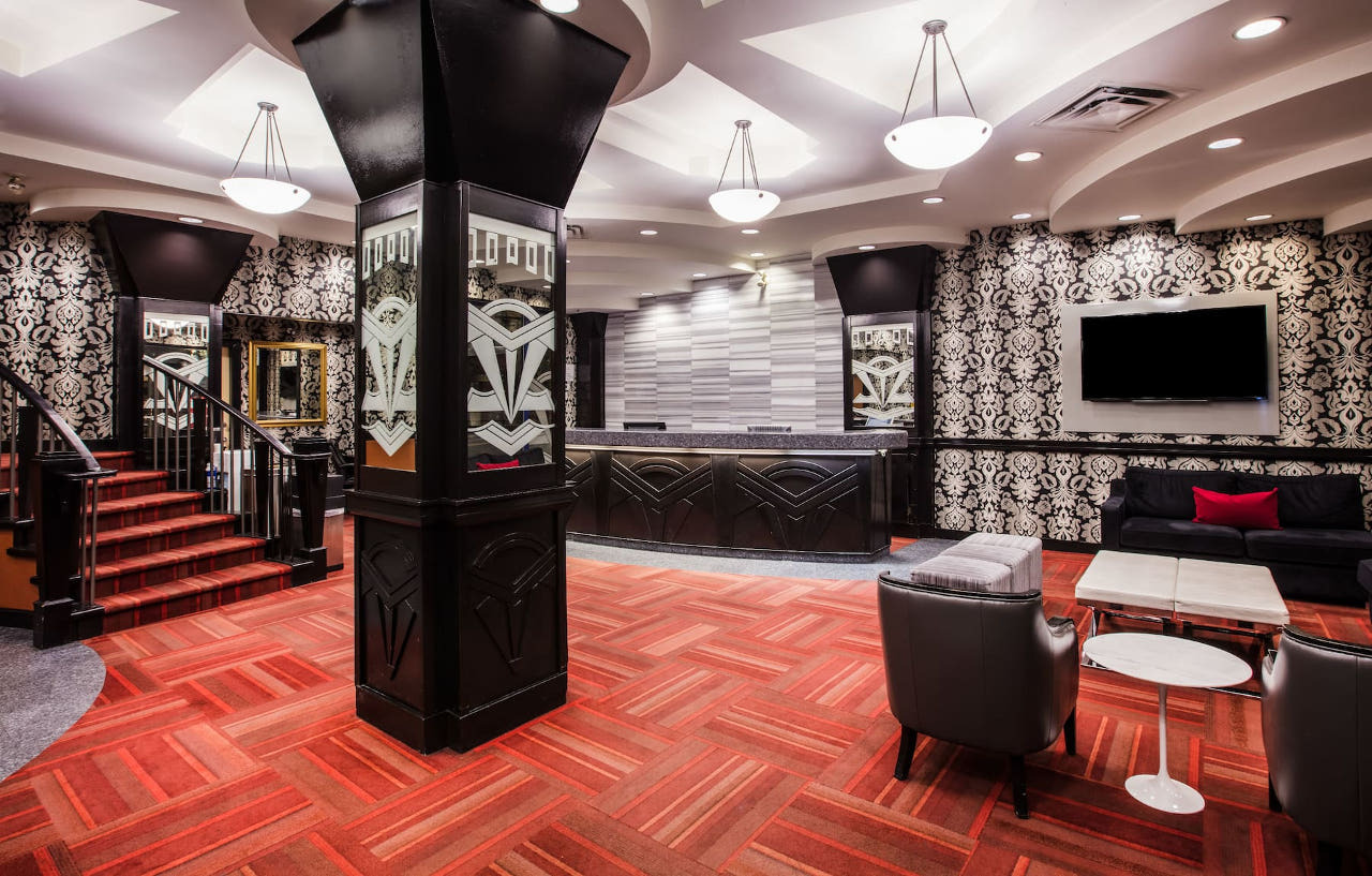 Quality Inn & Suites (Adults Only) แวนคูเวอร์ ภายนอก รูปภาพ